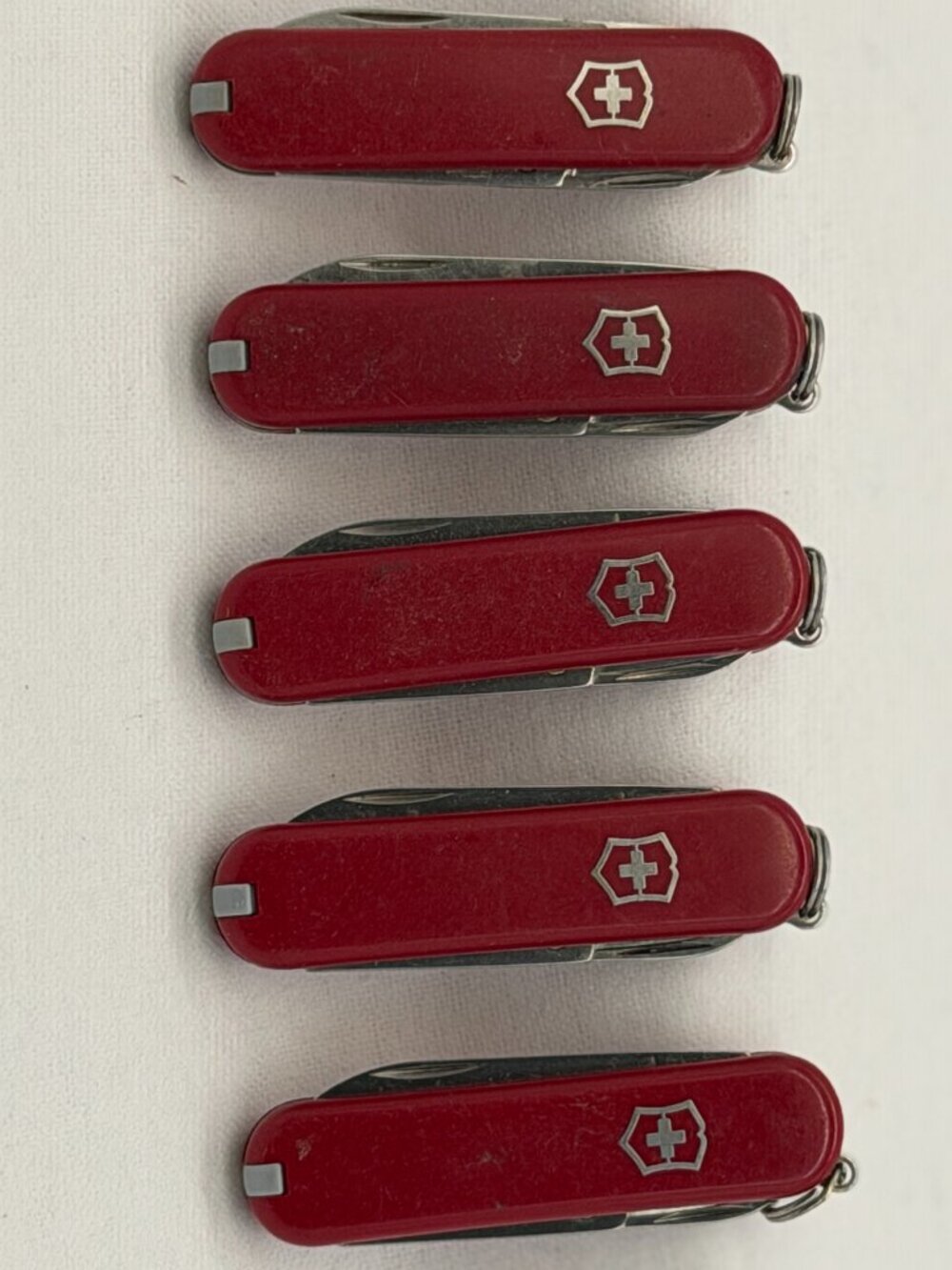 Lot of (5) Classic Victoriaknox Swiss Army Knives